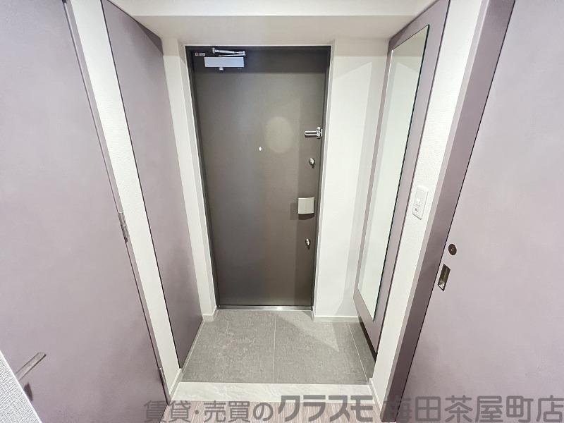 17/30 玄関