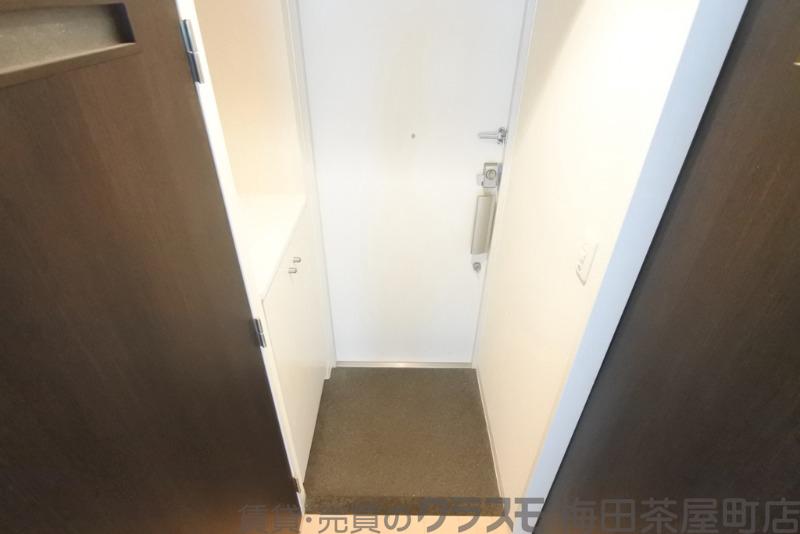 18/30 玄関