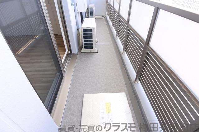 26/30 バルコニー