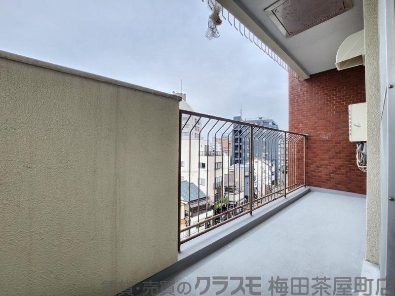 21/30 バルコニー