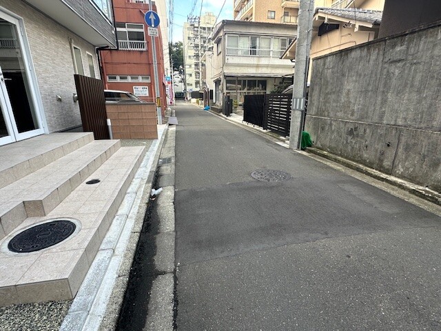 27/30 駐車場