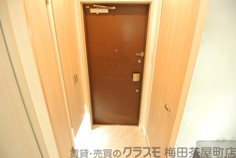 14/30 玄関