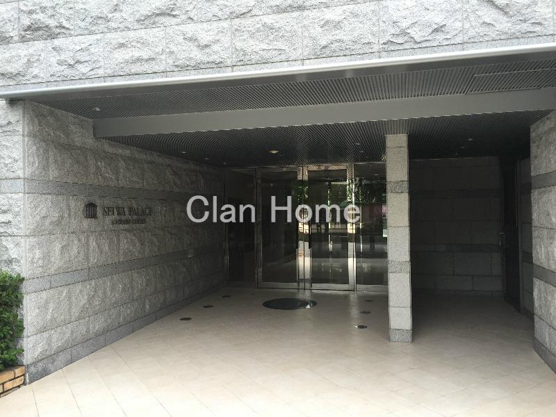 21/27 エントランス