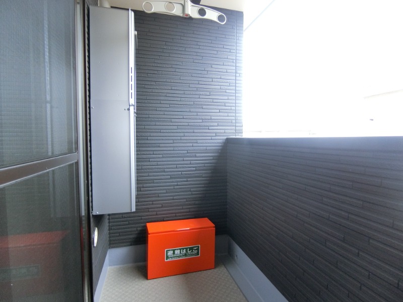 20/30 バルコニー