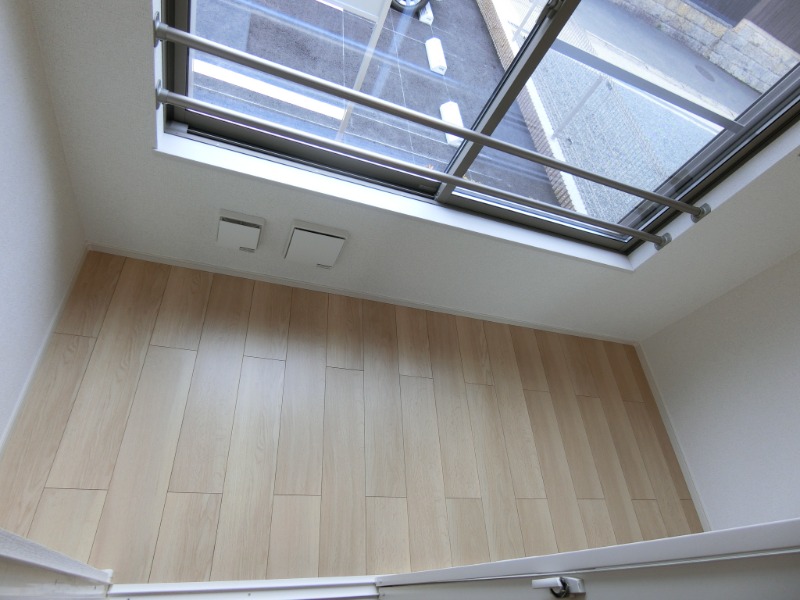 19/30 バルコニー