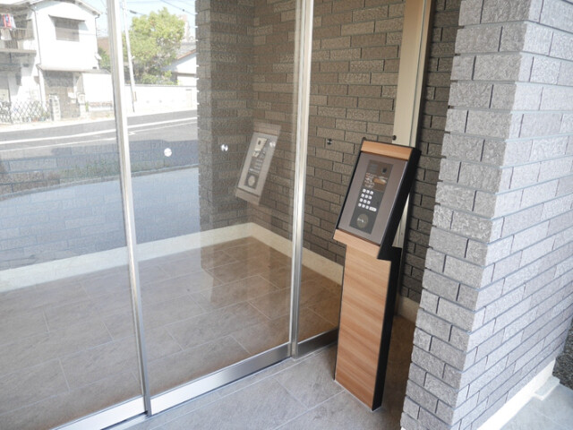 3/8 エントランス