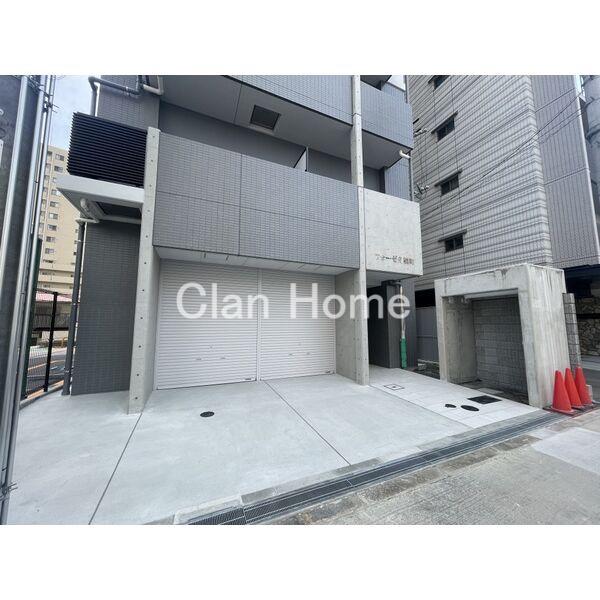 13/21 エントランス