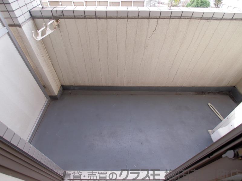 23/30 バルコニー