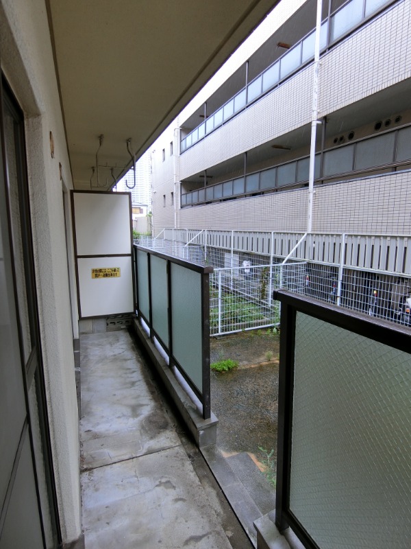 20/30 バルコニー