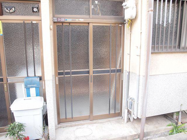 22/30 エントランス