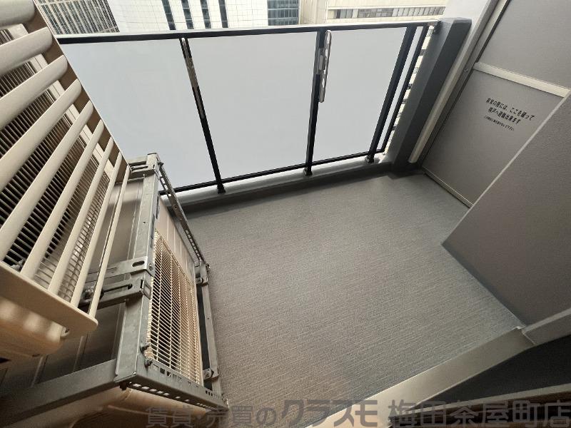 21/30 バルコニー
