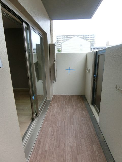 20/30 バルコニー