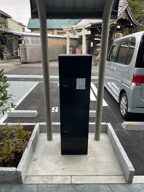 25/30 エントランス