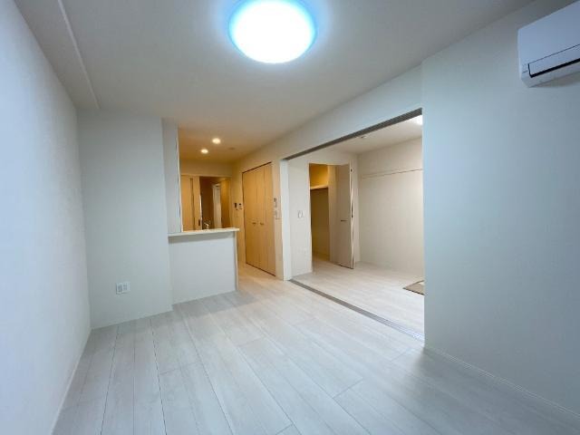 21/30 エントランス