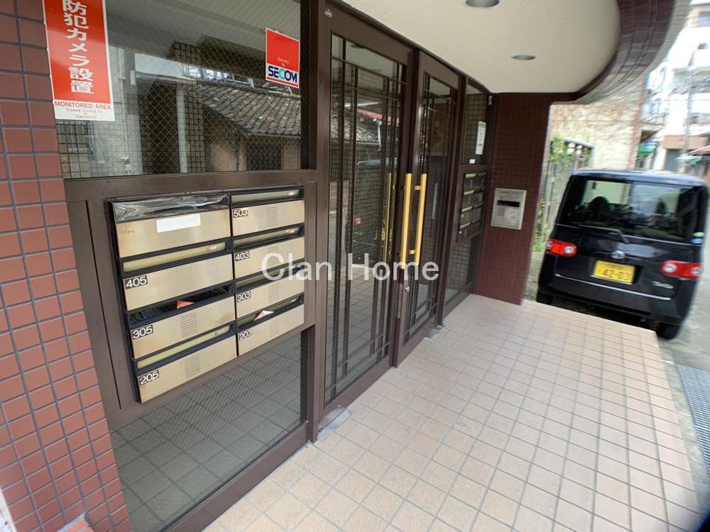 29/30 エントランス