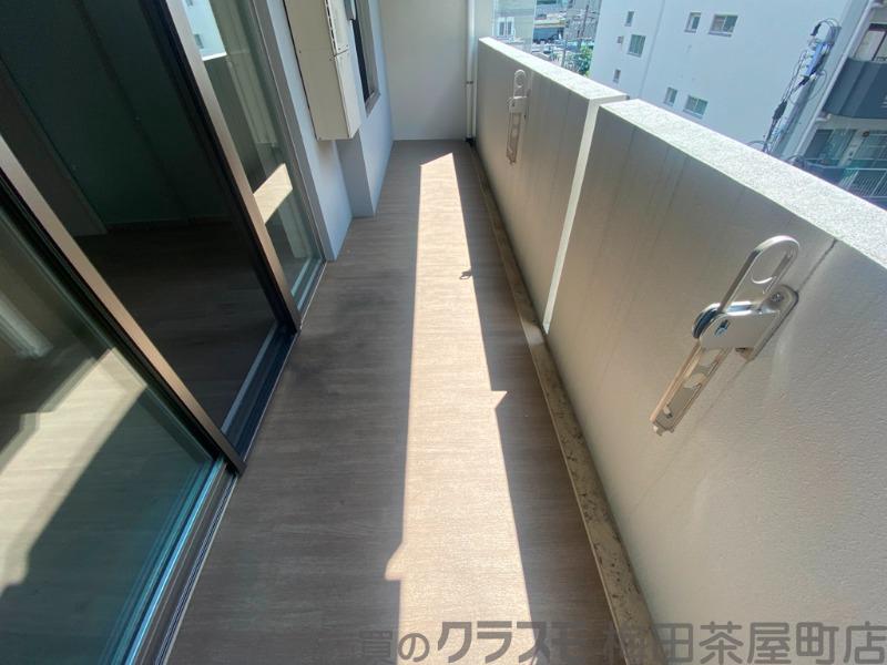 21/30 バルコニー