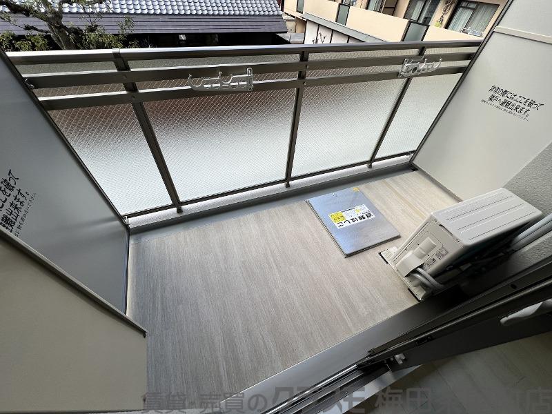 21/30 バルコニー