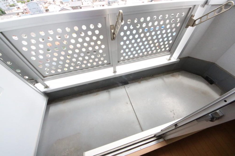 18/30 バルコニー