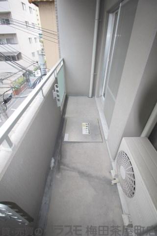 13/30 バルコニー