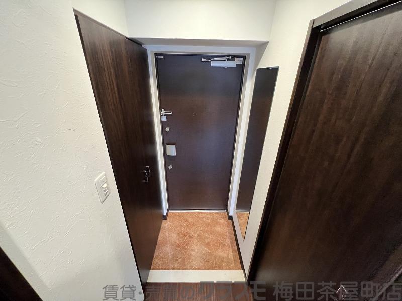 14/30 玄関