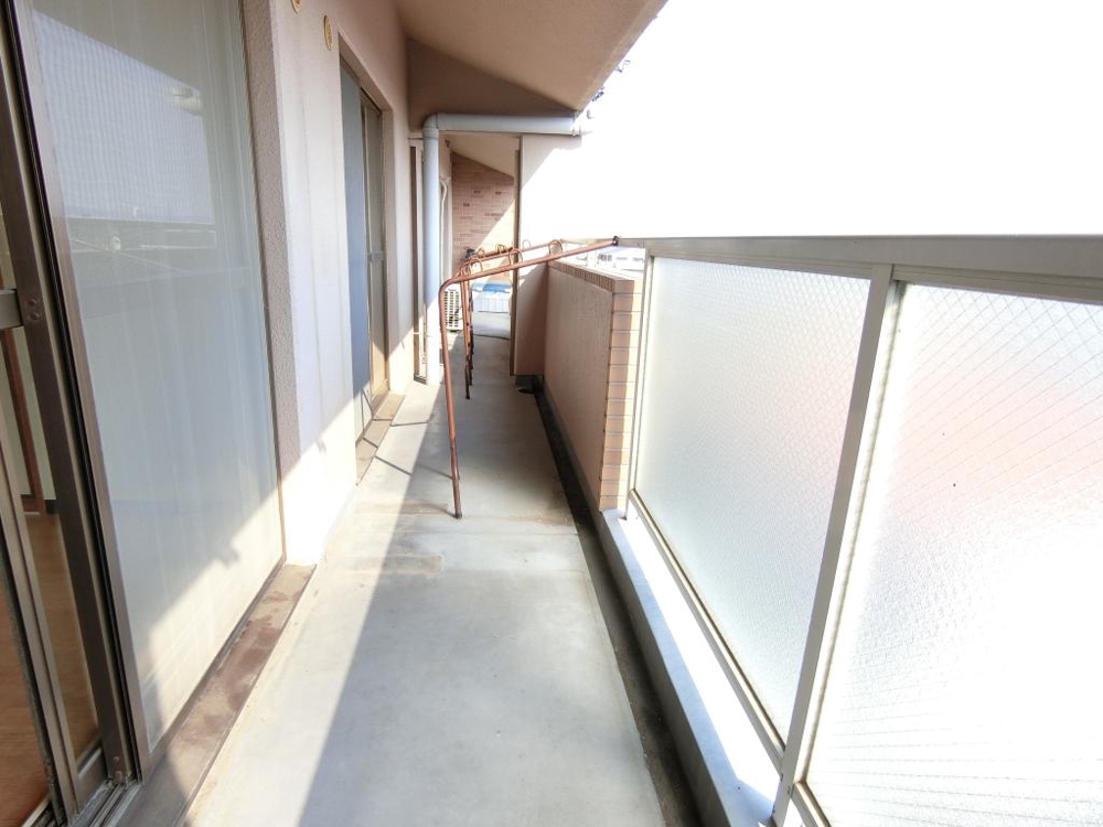 20/30 バルコニー