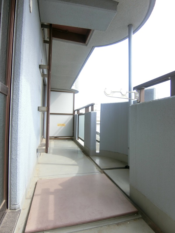 19/30 バルコニー