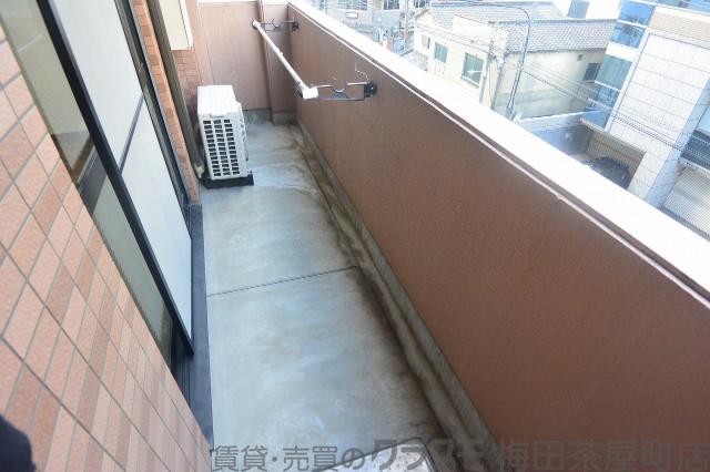 21/30 バルコニー