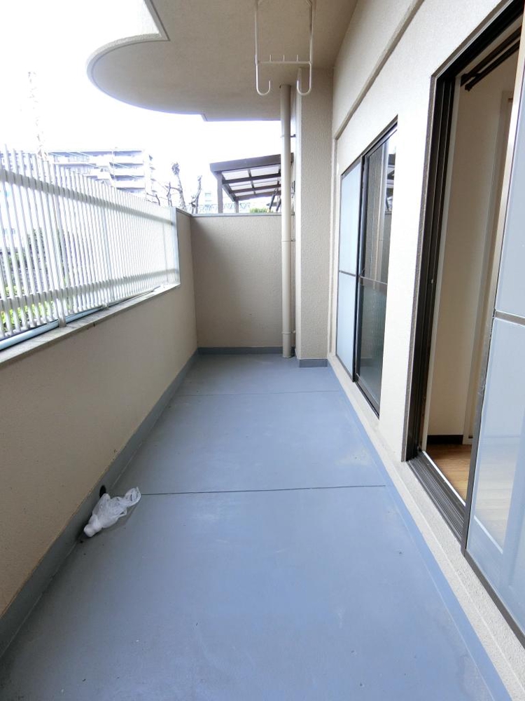 20/30 バルコニー