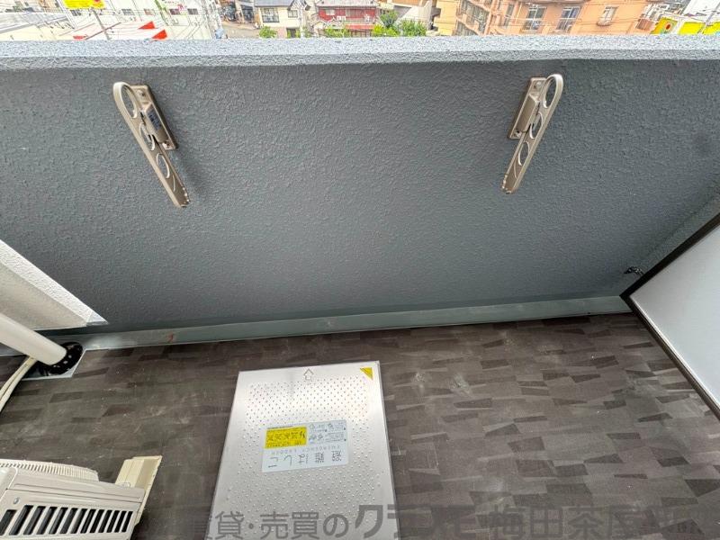 21/30 バルコニー