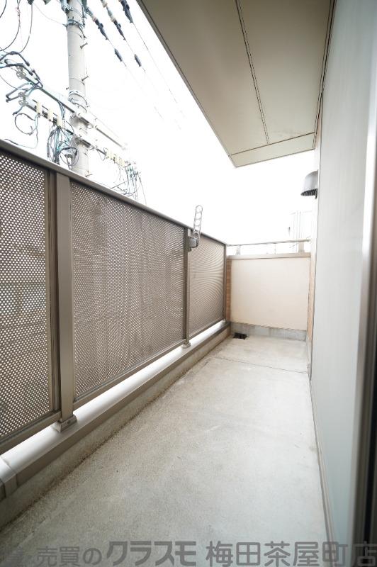 21/30 バルコニー