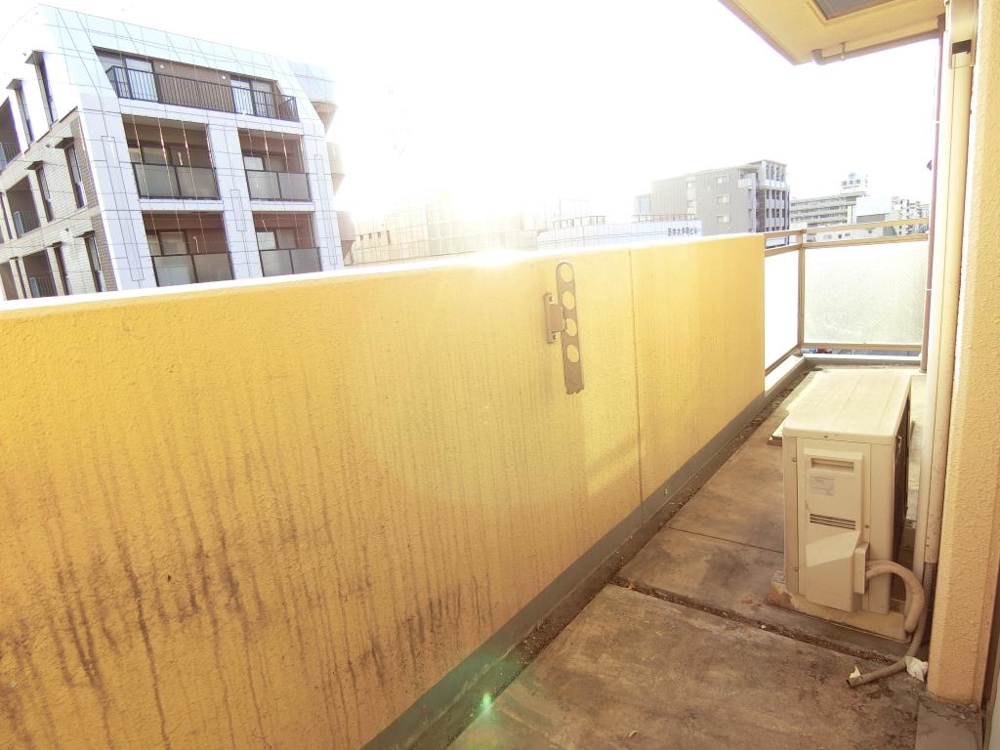 20/30 バルコニー