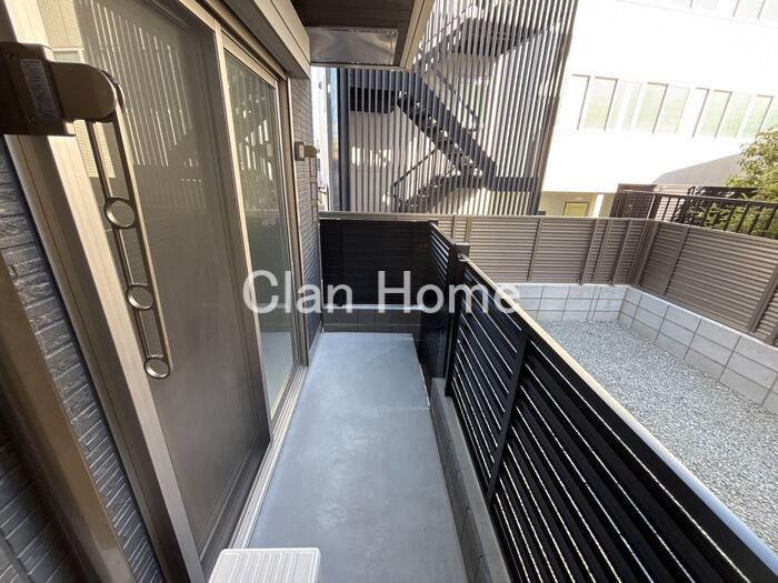 27/30 バルコニー