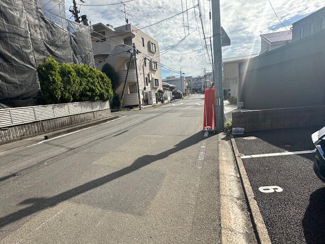 16/22 駐車場