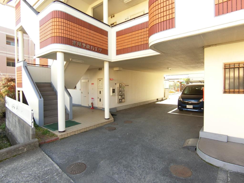 3/8 エントランス