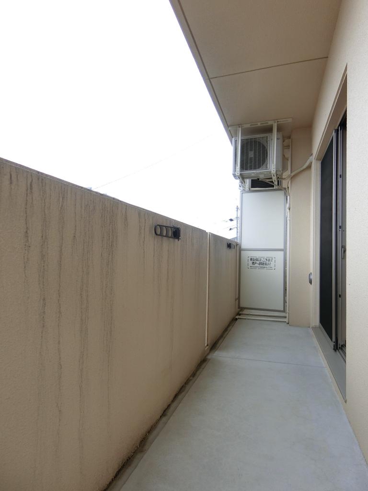 18/30 バルコニー