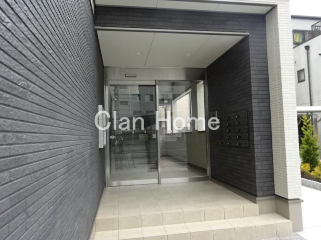 17/27 エントランス