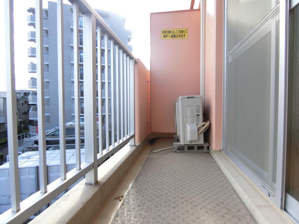 20/30 バルコニー