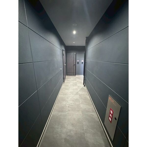 16/22 エントランス