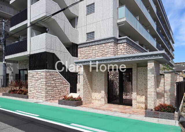 17/25 エントランス