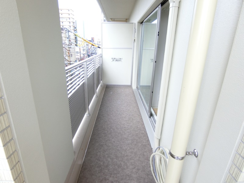 17/30 バルコニー