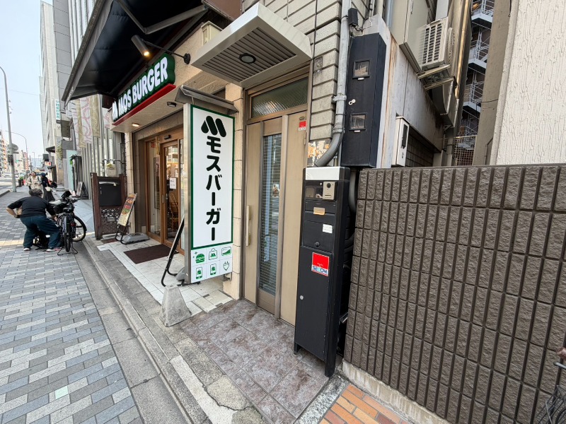 29/30 エントランス