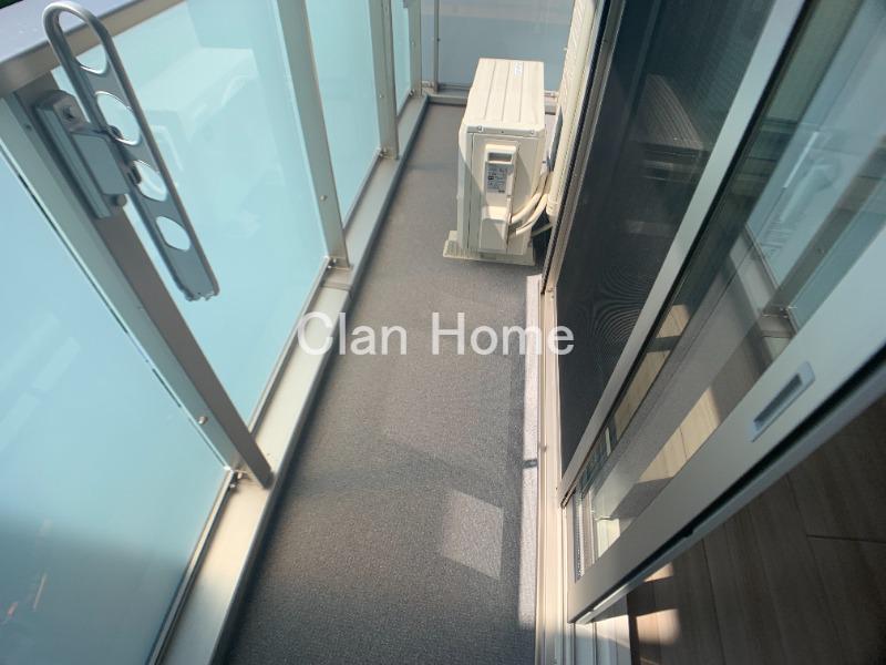 25/30 バルコニー