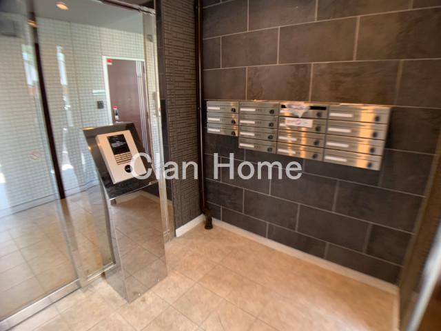 30/30 エントランス