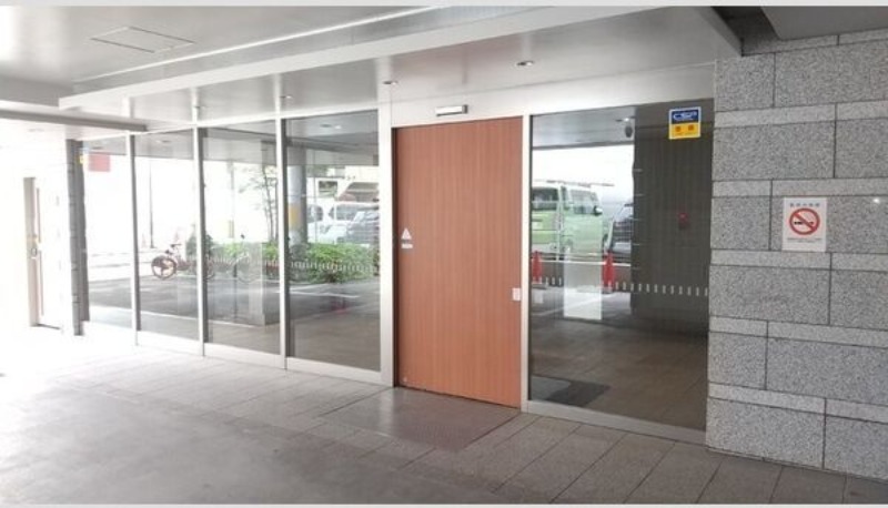 13/20 エントランス