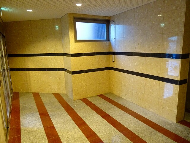 29/30 エントランス