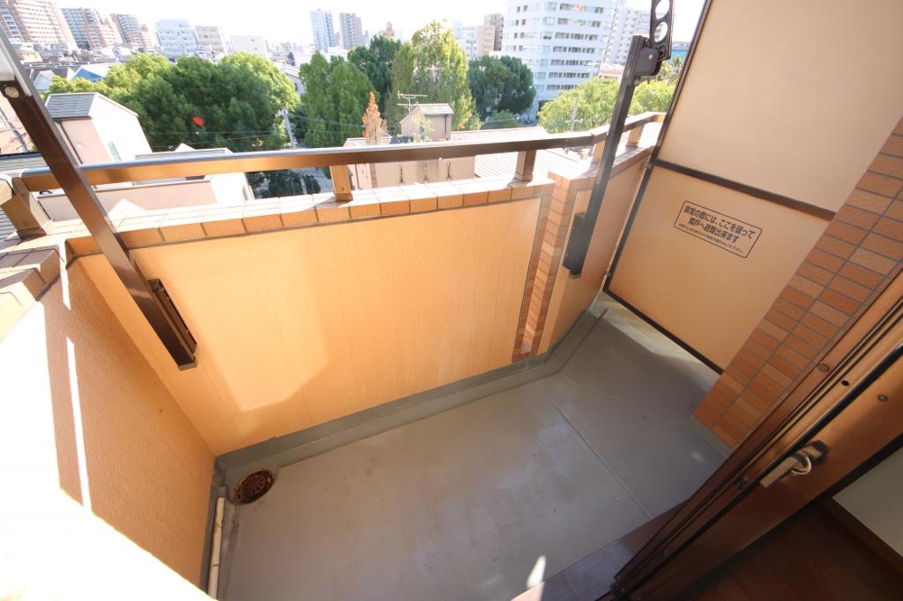 17/30 バルコニー