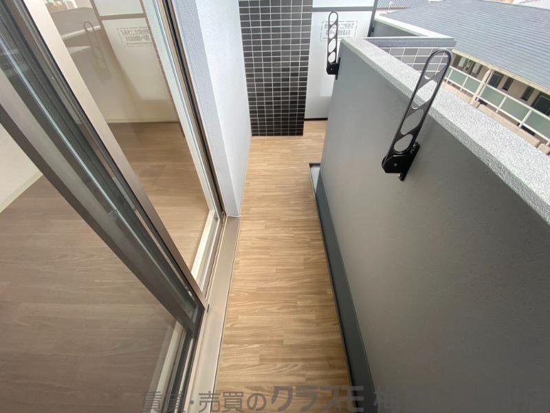 21/30 バルコニー