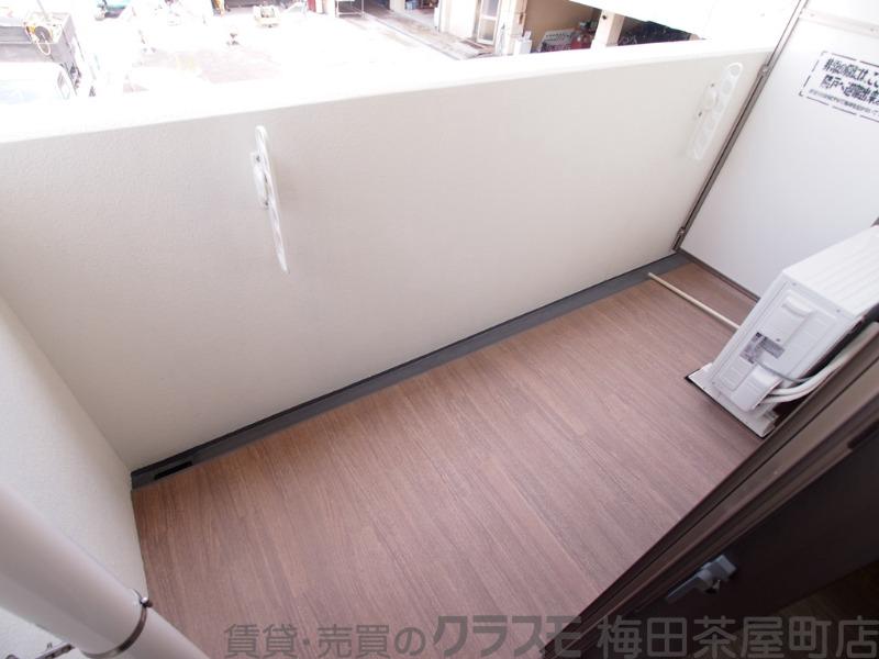 25/30 バルコニー