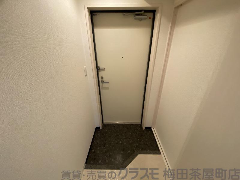 14/30 玄関