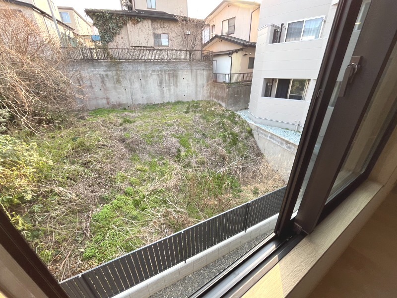 13/25 バルコニー